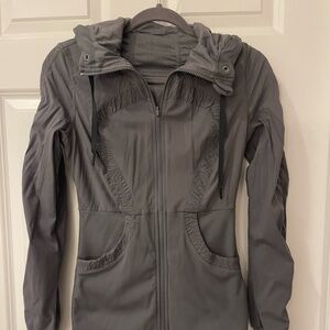 LULULEMON REVERSIBLE DANCE STUDIO JACKET